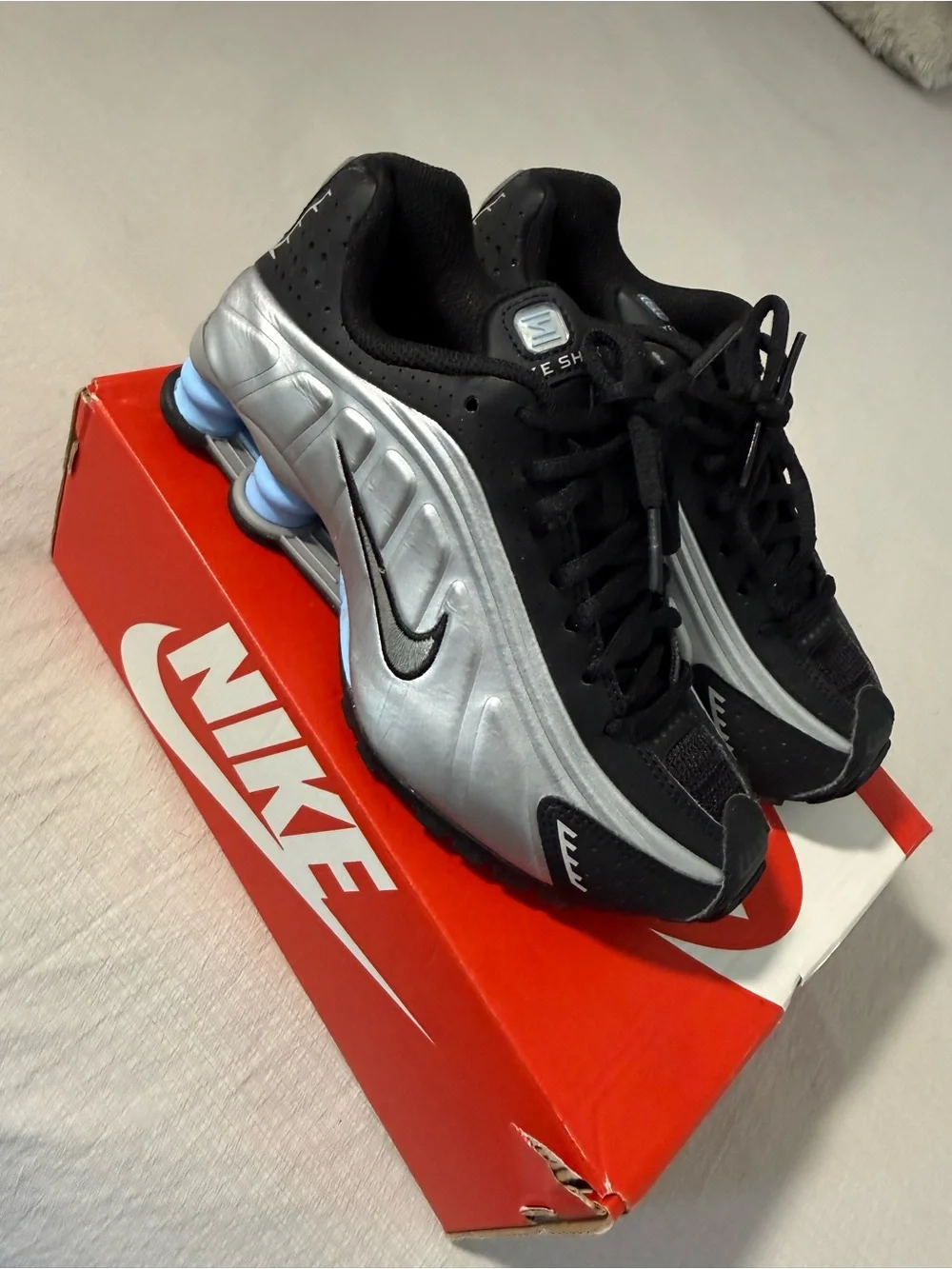 Nike Shox R4 GS